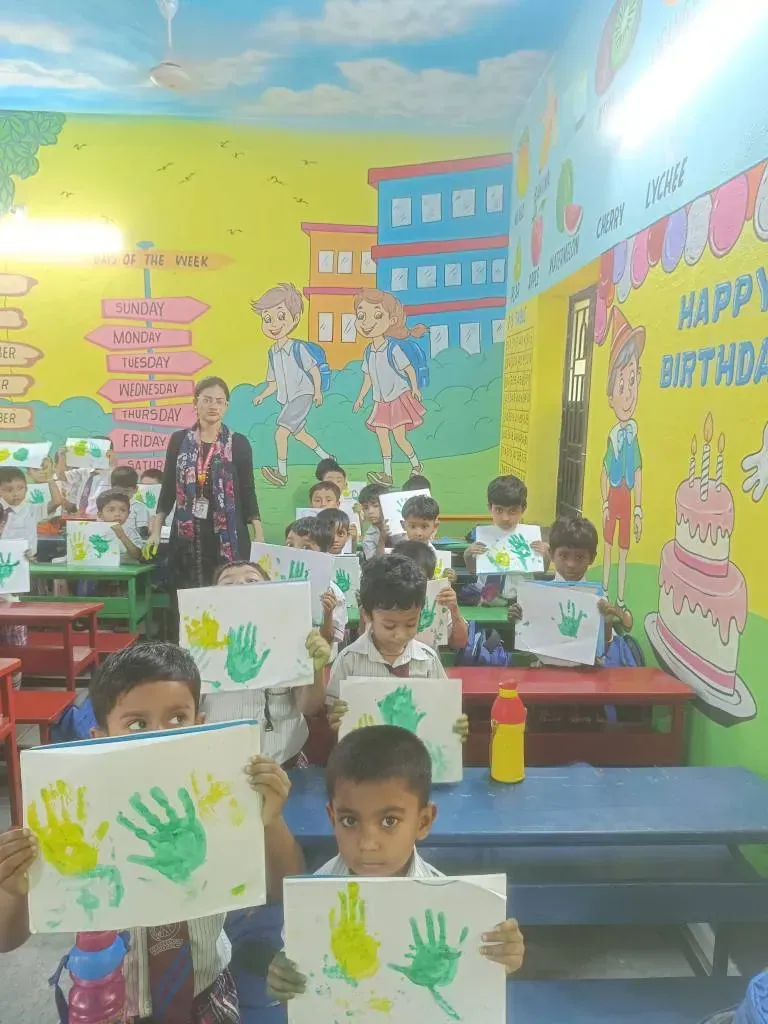 Artwork in NUR LKG UKG class walls - 493410230_556121447532783_317565249469777482_n.webp