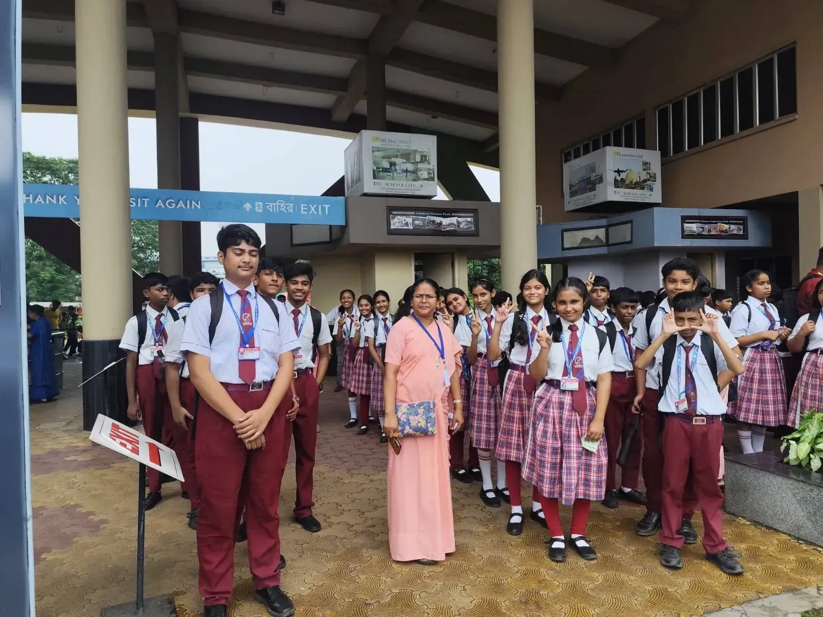 Educational trip - 573539573_707453942399532_6514302475519721346_n.webp