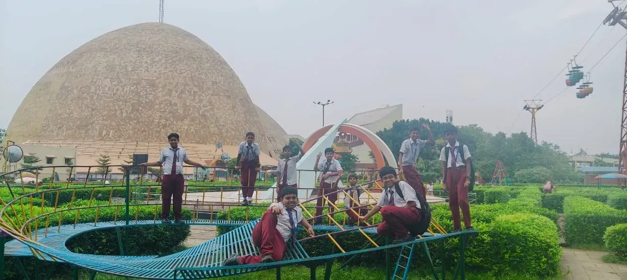 Educational trip - 574894820_707451779066415_4035126006620964720_n.webp
