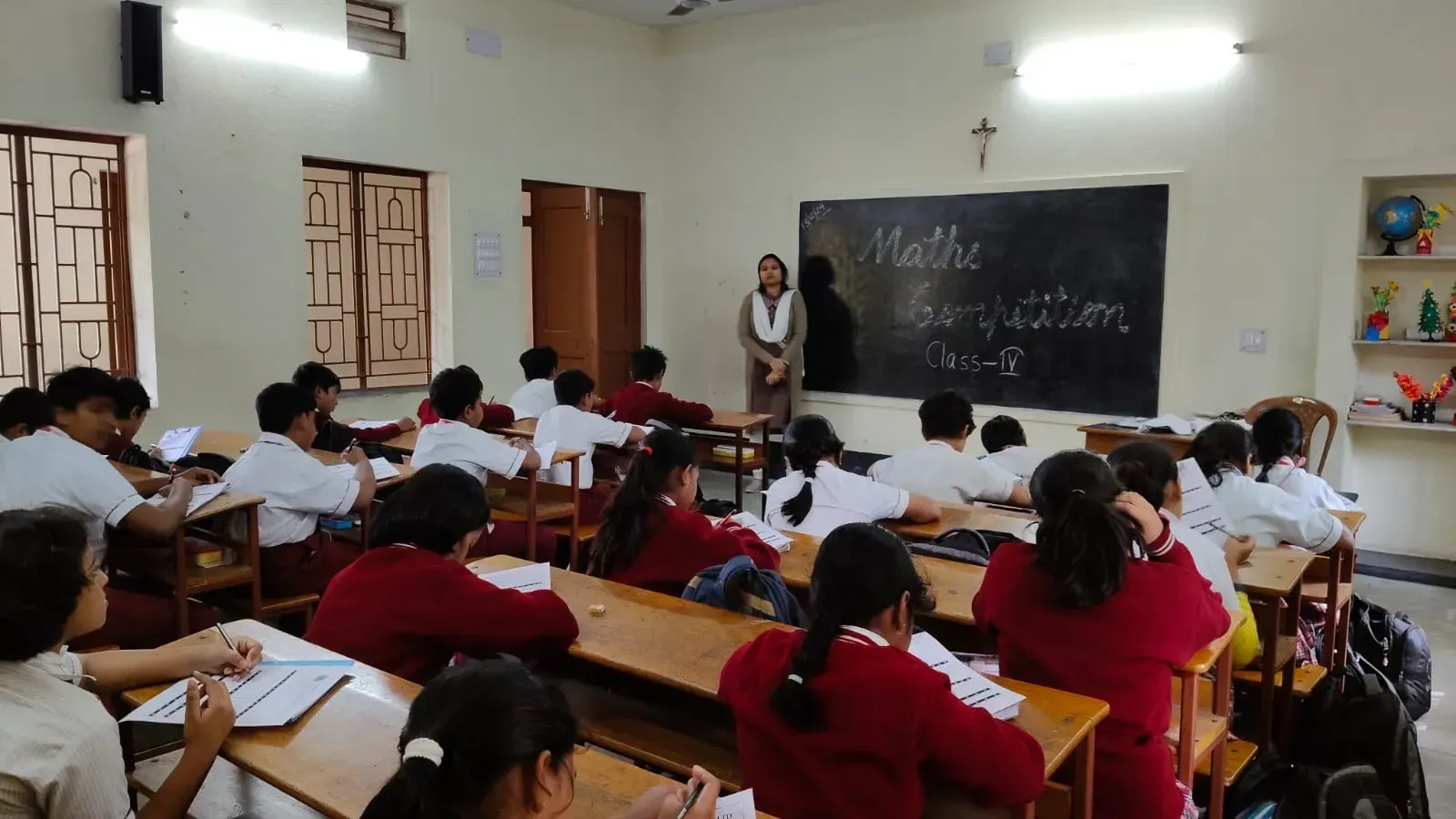 Math competition'25 - 470666523_462875333524062_2027764664883698292_n.webp