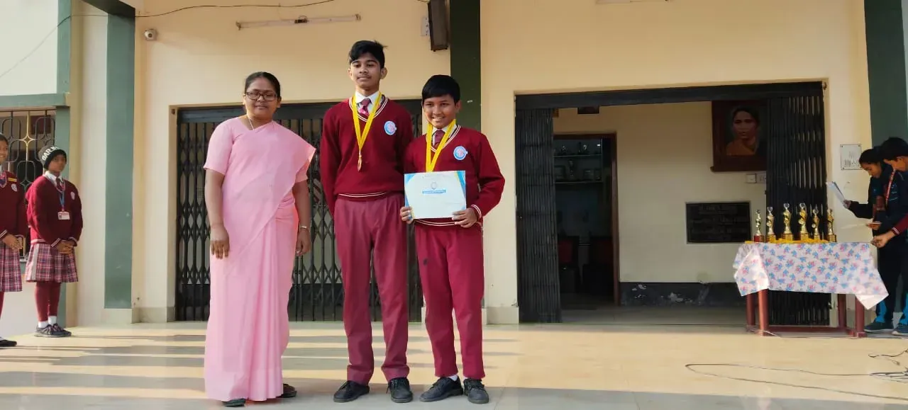 Prize distribution ceremony - 474948949_489973340814261_7334063334312348842_n.webp