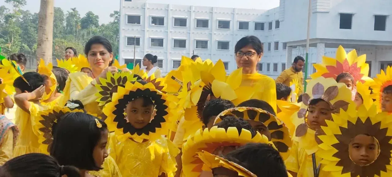 Yellow day celebration - 570700293_700939716384288_7052546479308889654_n.webp