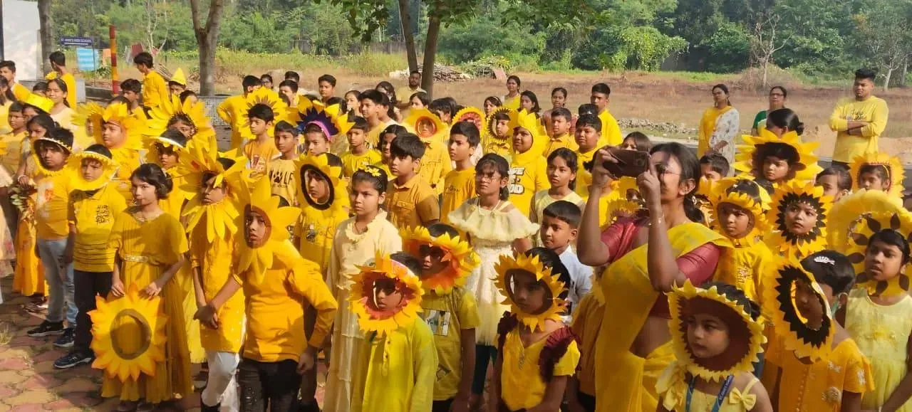 Yellow day celebration - 570903987_700939399717653_7373638257503848140_n.webp