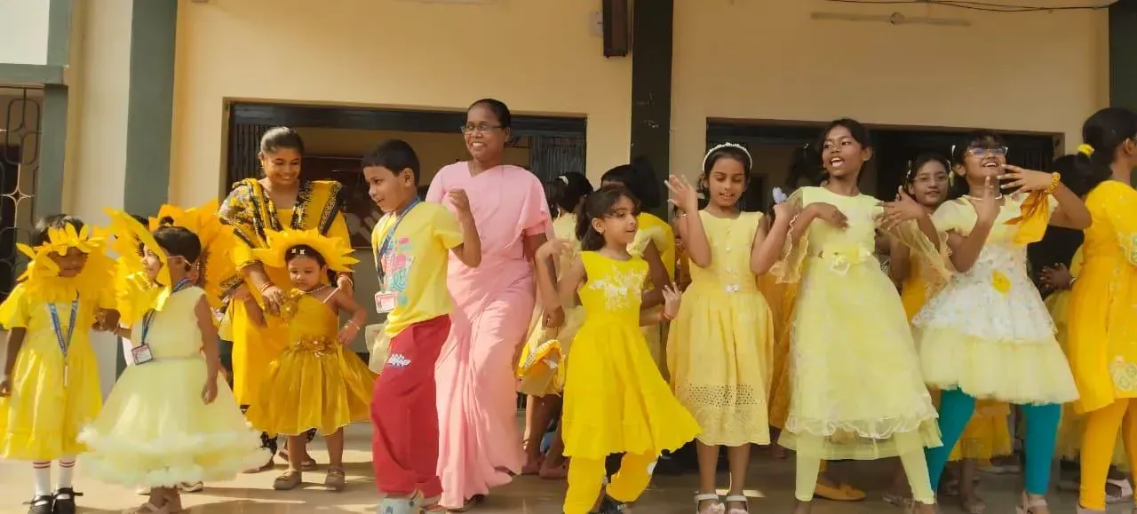 Yellow day celebration - 571122129_700938779717715_1041714819175590537_n.webp