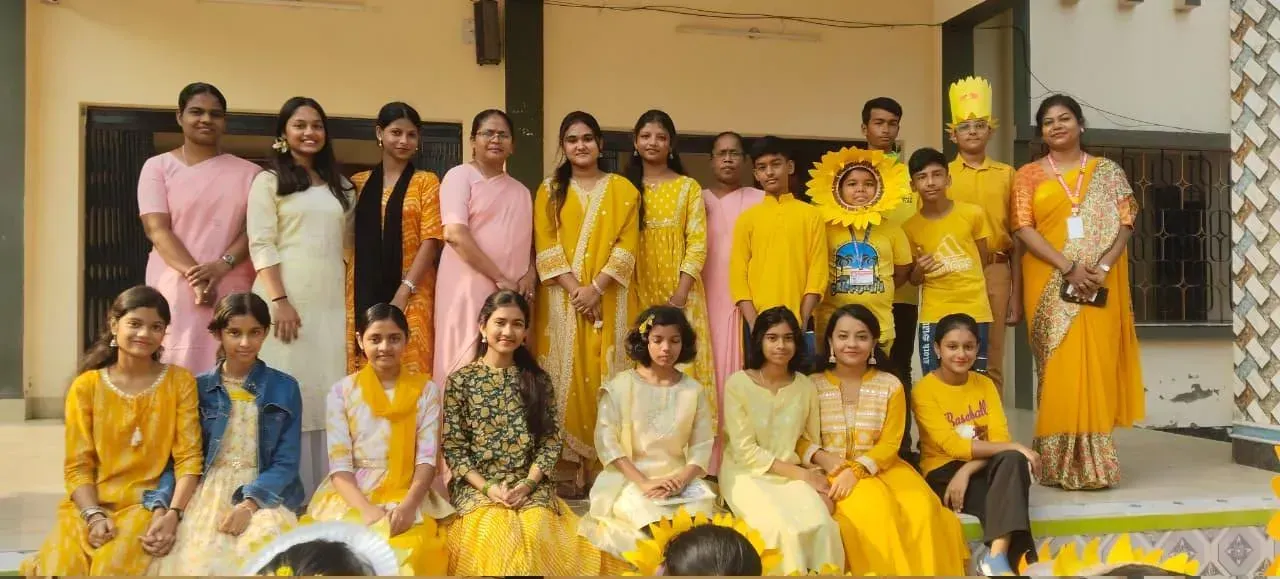 Yellow day celebration - 572101556_700939199717673_2482149336992914501_n.webp