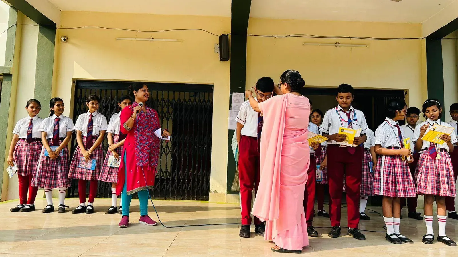 prize distribution for olympiad exam - 489002552_541632948981633_6028877665837159653_n.webp