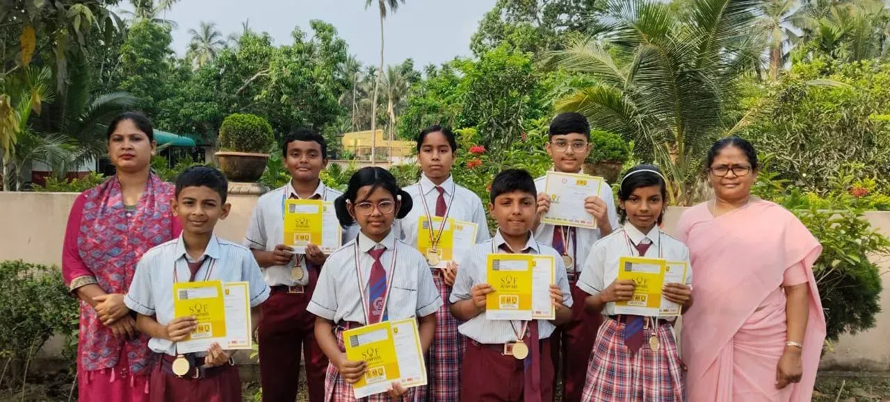prize distribution for olympiad exam - 489109516_541632718981656_6187439945106125206_n.webp