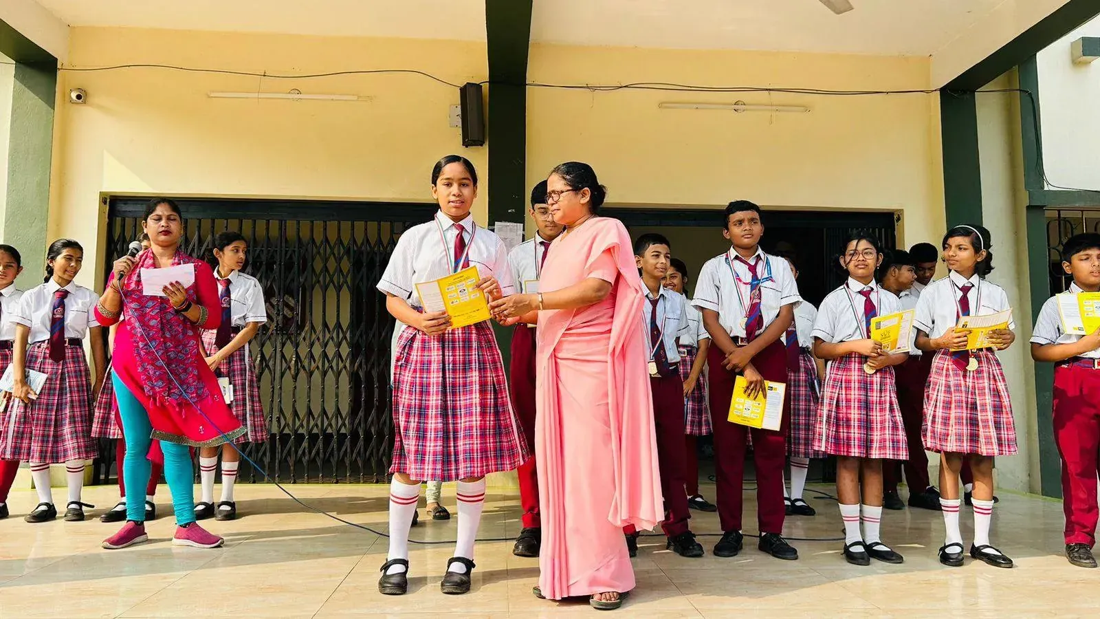 prize distribution for olympiad exam - 489651111_541633118981616_2031769463089054716_n.webp