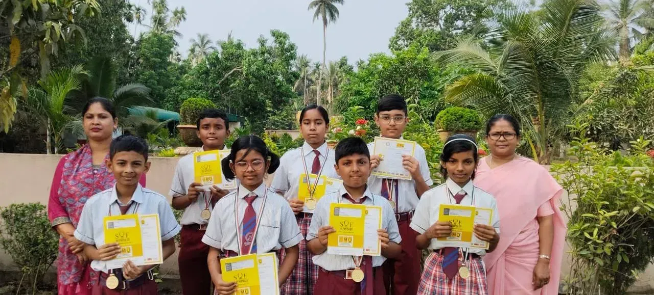 prize distribution for olympiad exam - 489766201_541632742314987_3981329613719593598_n.webp