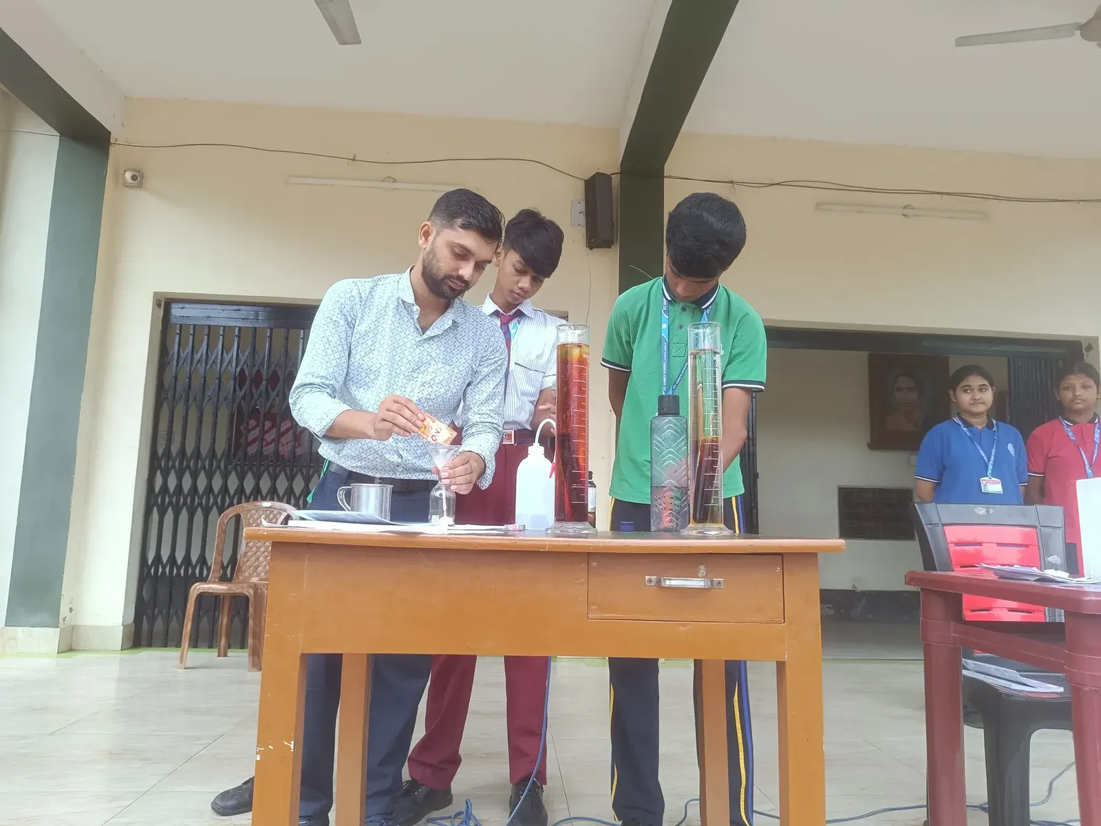 science experiment - 518284882_616971888114405_7551723708791533794_n.webp